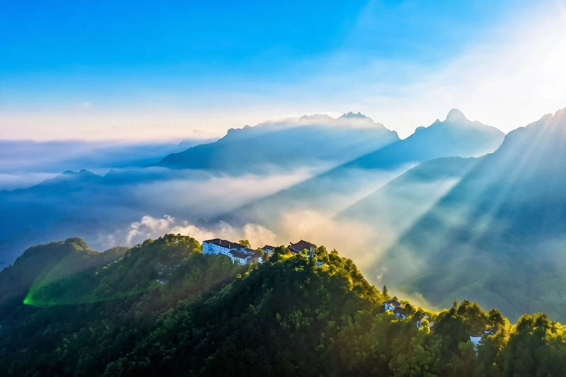 九华山。郑宇摄